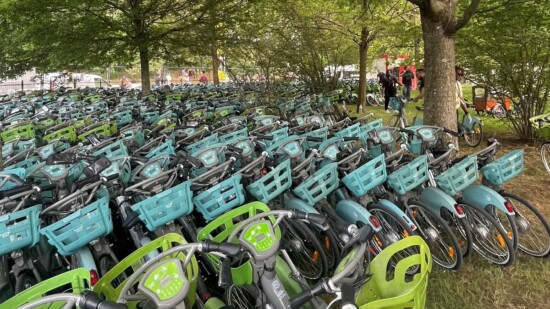 Station géante Velib’ Solidays 06-2023
